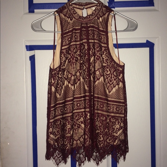 Halter top blouse - Picture 1 of 4